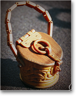 Перейти к разделу: Шкатулки из сучка сосны, созданные по уникальной технологии с использованием деревянных винтовых соединений, ОТ АВТОРА. Ручная работа